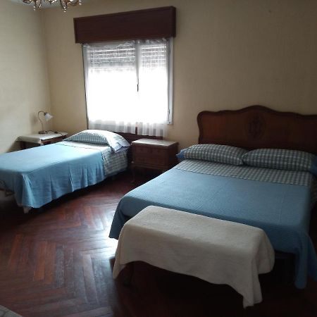 Pension Los Pinos Хихон Экстерьер фото