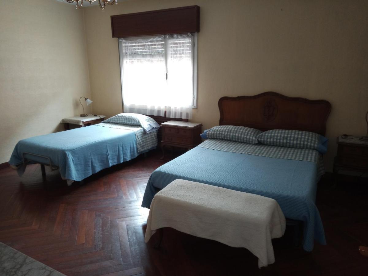 Pension Los Pinos Хихон Экстерьер фото
