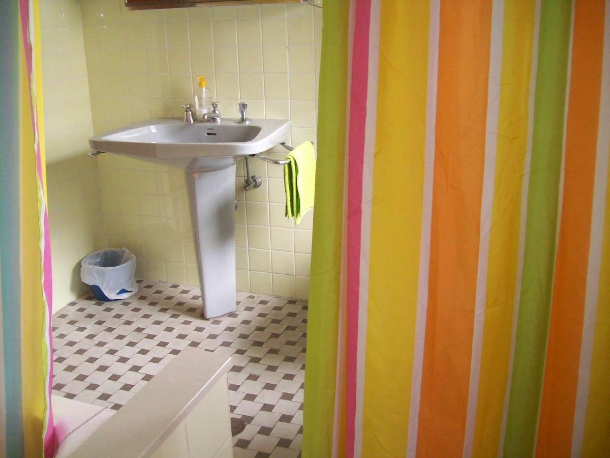 Pension Los Pinos Хихон Экстерьер фото