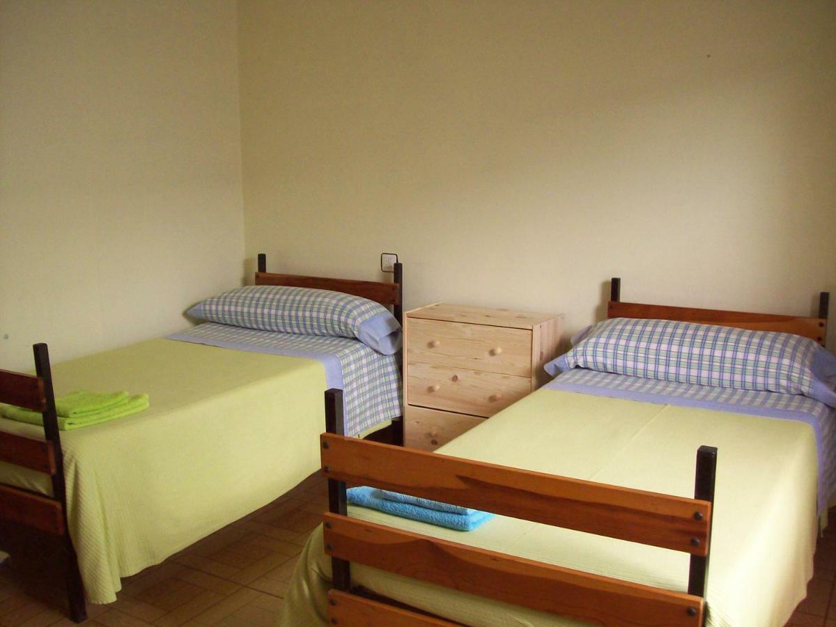 Pension Los Pinos Хихон Экстерьер фото