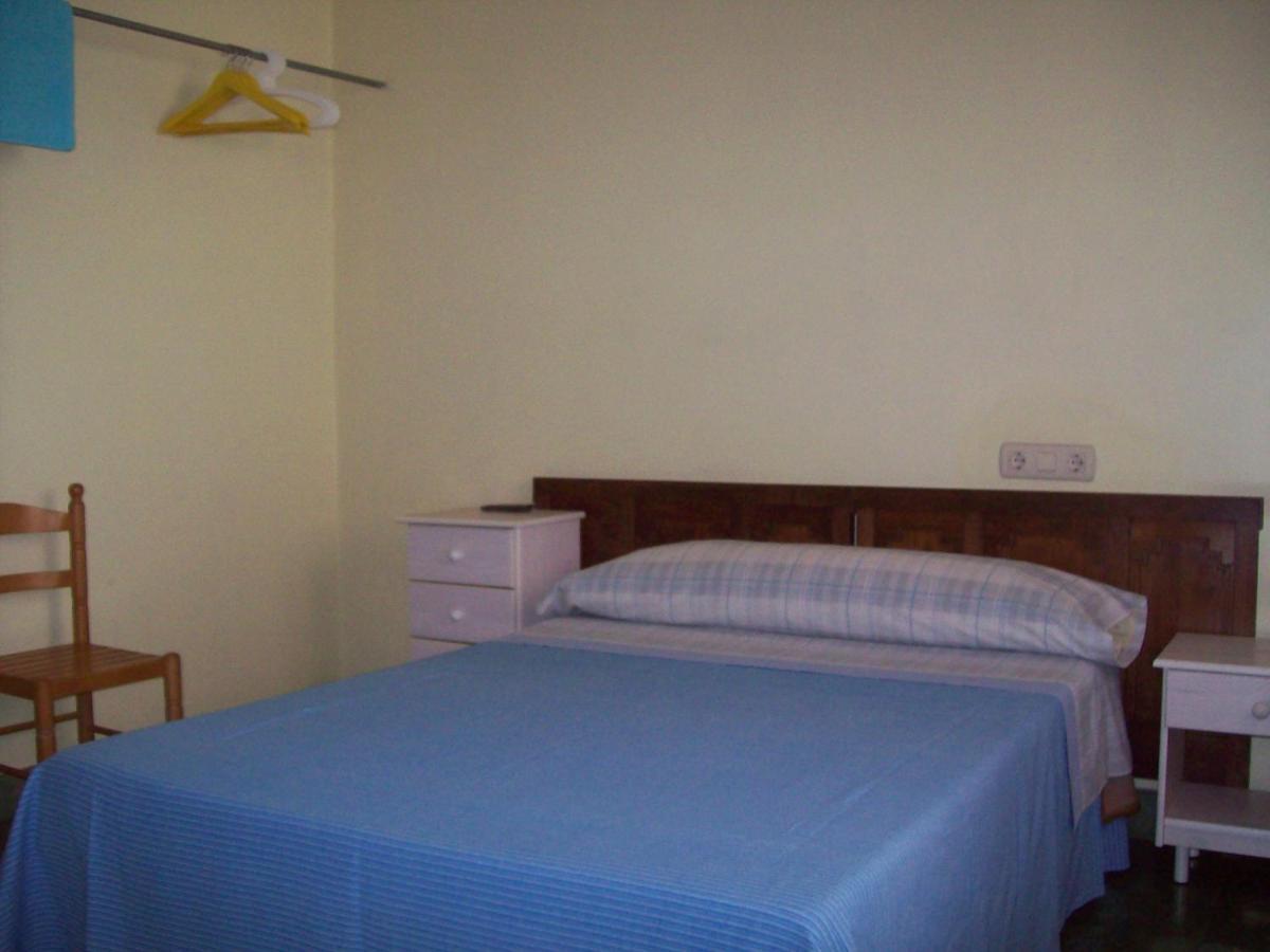 Pension Los Pinos Хихон Экстерьер фото